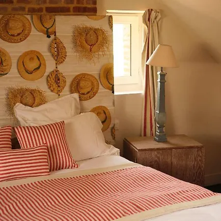 La Maison D'aline - Honfleur - Maison D'hote De Charme A La Normande Πανσιόν Pennedepie