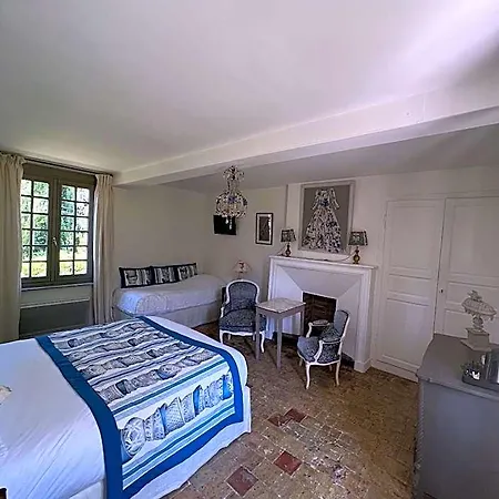 La Maison D'aline - Honfleur - Maison D'hote De Charme A La Normande ゲストハウス 4*