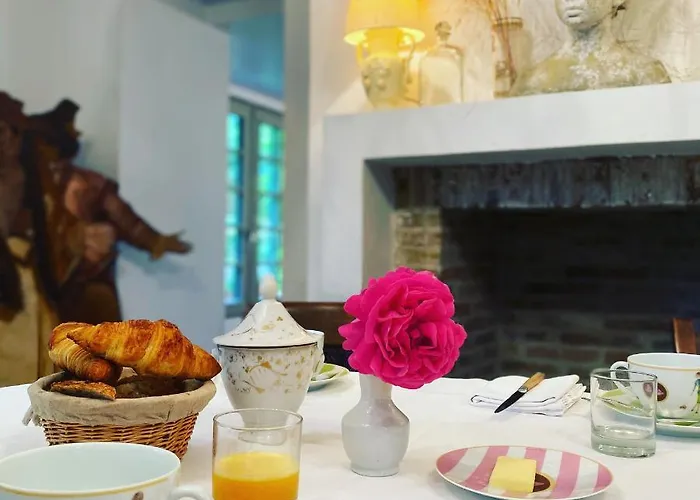 Casa de hóspedes La Maison D'aline - Honfleur - Maison D'hôte De Charme A La Normande Pennedepie