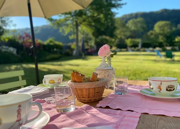 La Maison D'aline - Honfleur - Maison D'hote De Charme A La Normande 3* Pennedepie