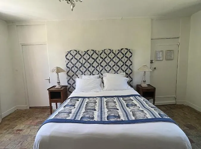 Casa de hóspedes La Maison D'aline - Honfleur - Maison D'hôte De Charme A La Normande Pennedepie