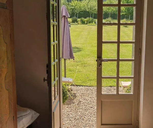 Casa de hóspedes La Maison D'aline - Honfleur - Maison D'hôte De Charme A La Normande Pennedepie