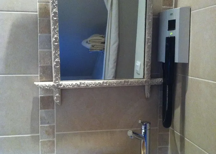 La Maison D'aline - Honfleur - Maison D'hôte De Charme A La Normande Casa de hóspedes 3*