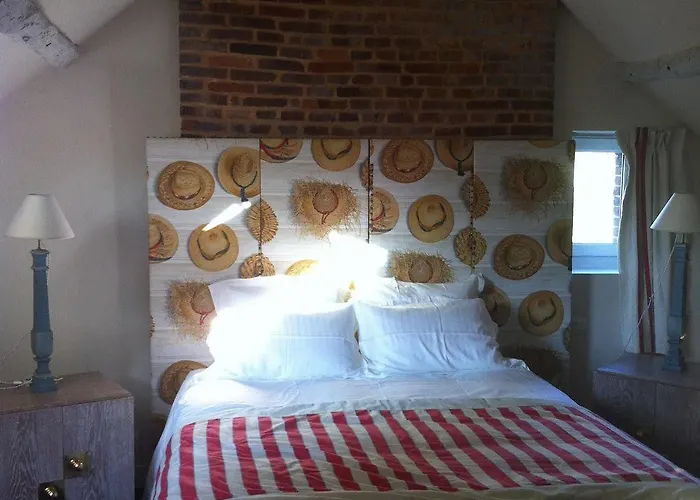 Casa de hóspedes La Maison D'aline - Honfleur - Maison D'hôte De Charme A La Normande